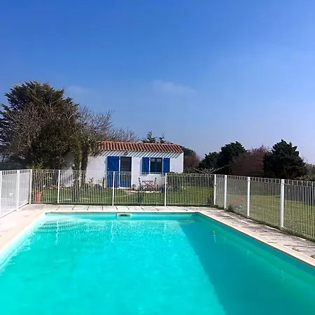 Avec Piscine 3* Beauvoir-sur-Mer