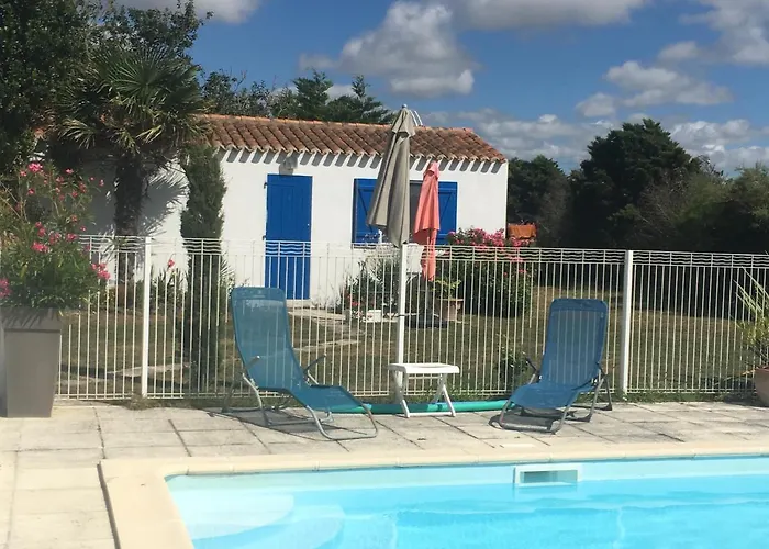 Oda ve Kahvaltı Avec Piscine